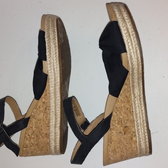 UGG Joslyn Espadrille Wedge Sandal | Black | Size 10 - Picture 7 of 12